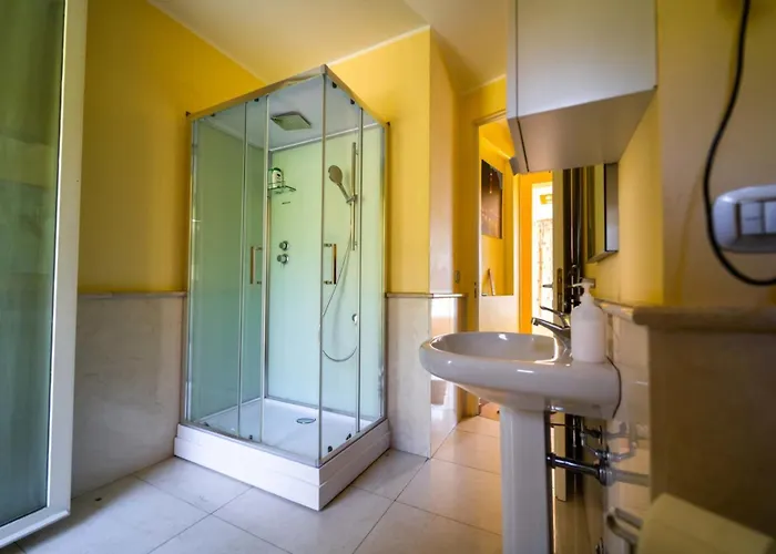 Privatunterkunft Montebello Lecco